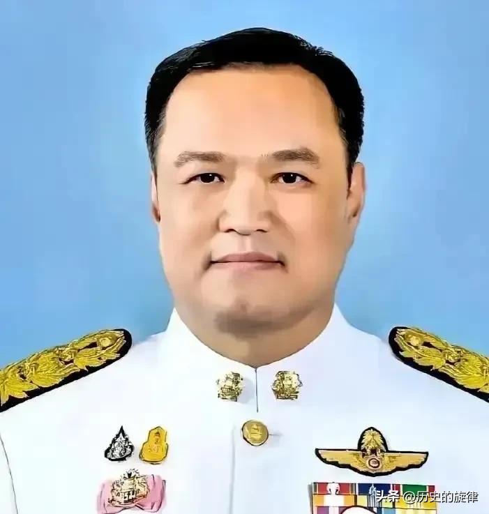 泰国总理弃劳斯莱斯换比亚迪！这步棋，比你想的深多了
 
3月25日，泰国政坛一记