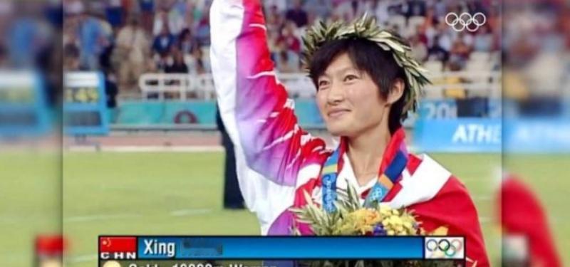 中国选手绝对少跑一圈！2004年雅典奥运会上，出现了一个惊天大乌龙，黑人选手以为