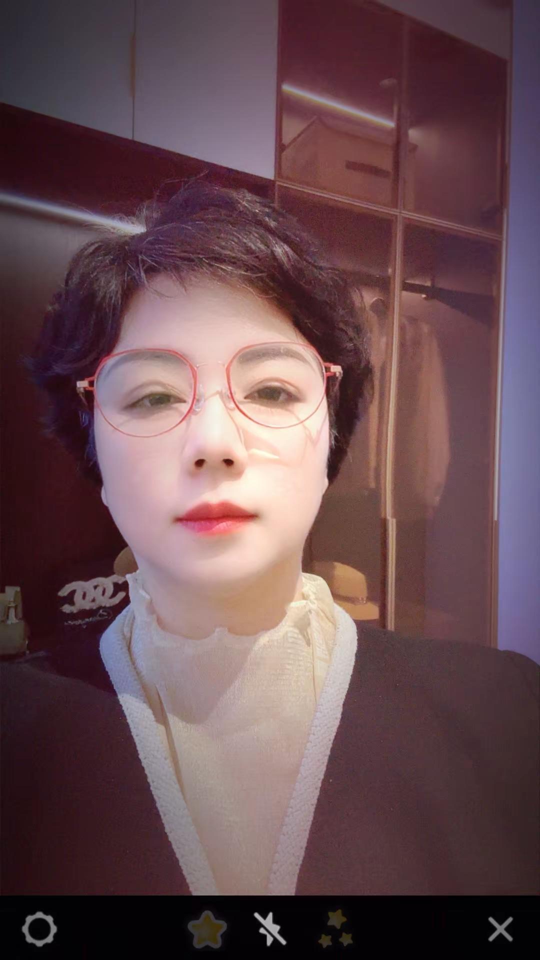 去年这个时间流落内蒙买的打折👔。去年，这个时间，三元先生怕我没有衣服穿，想着会