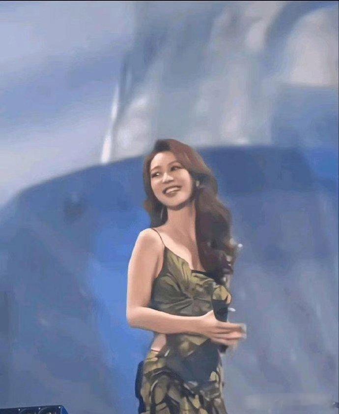 岁月不败美人，43岁的她宛如时光宠儿，肌肤紧致，眼神灵动，气质卓然，岁月在她身上