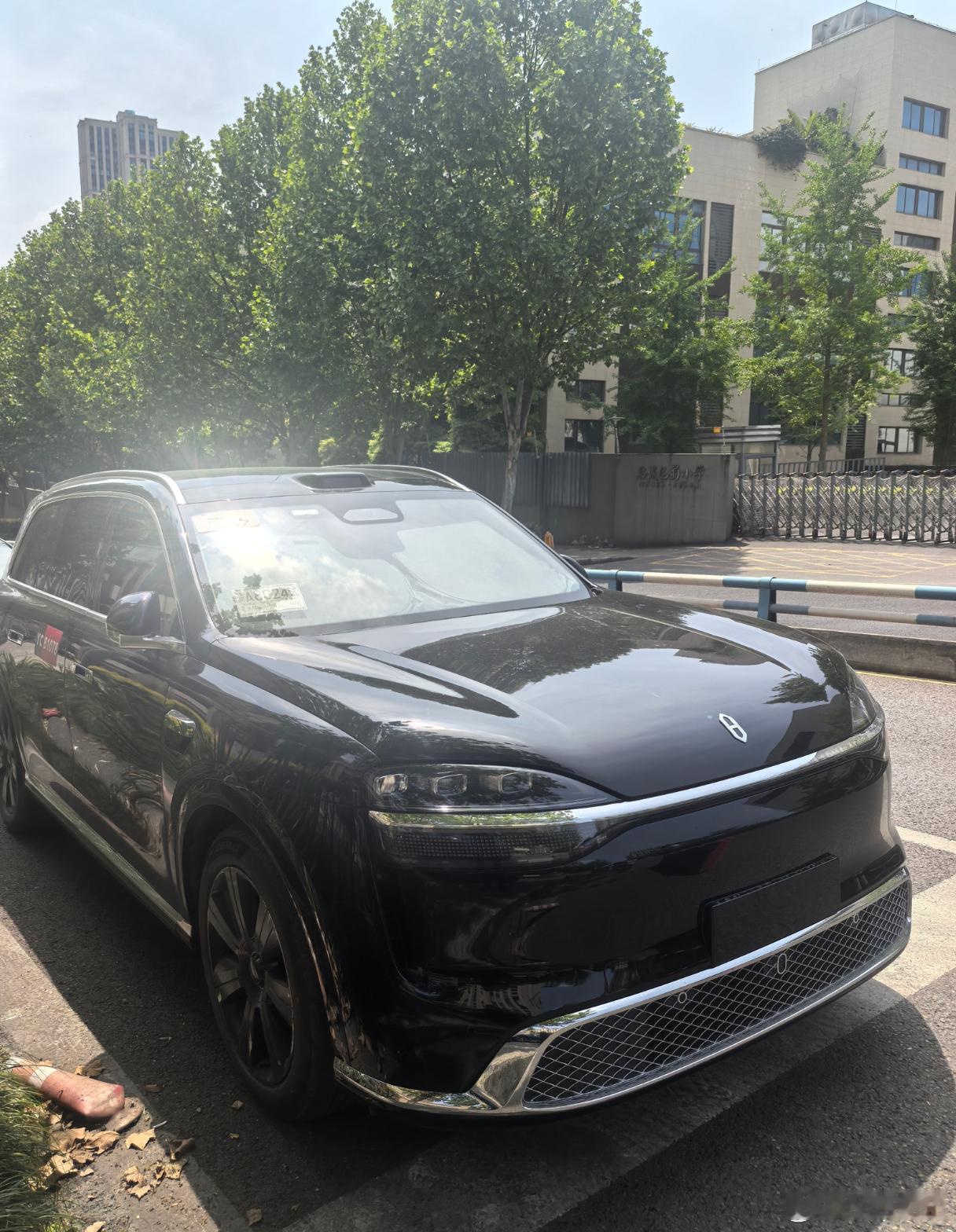 高清正脸，这次问界M9给人感觉更有力量感鸿蒙智行问界m9