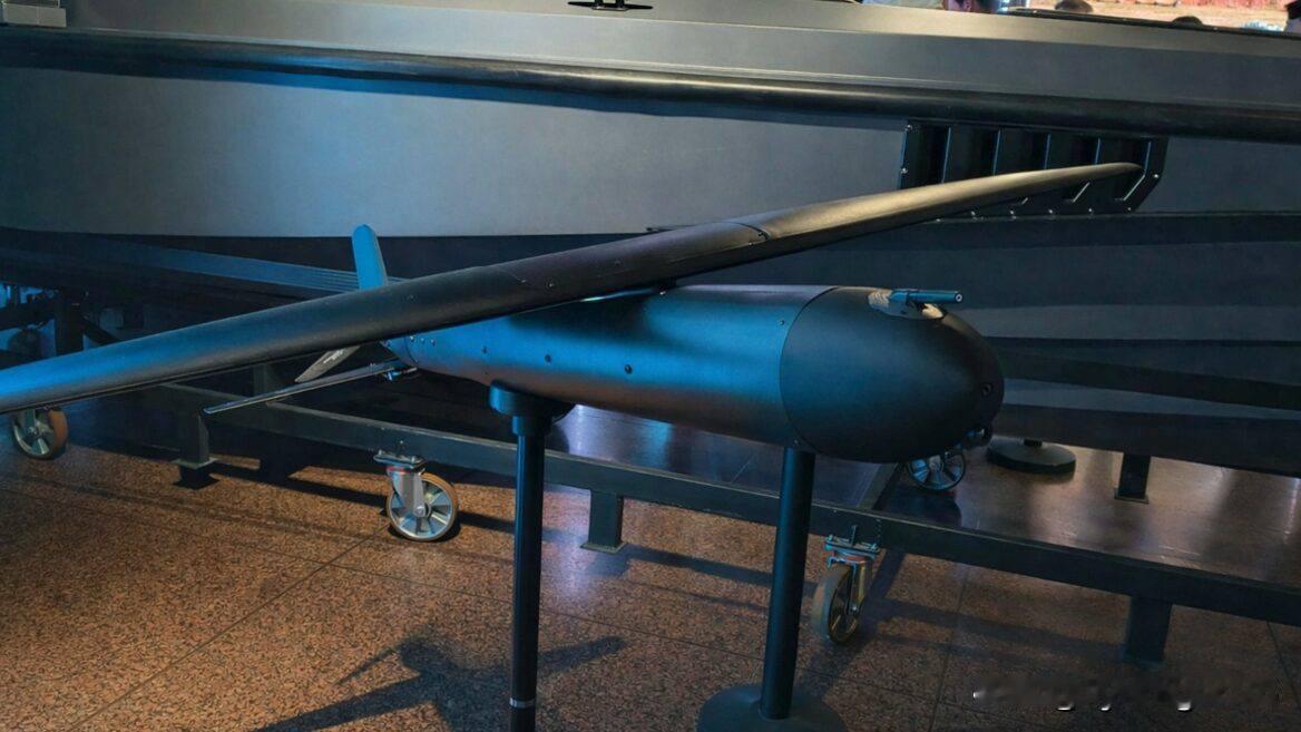 ✈️🇺🇦 乌克兰新型“布恰”（Bucha）战斗无人机

英乌合资企业 U-F