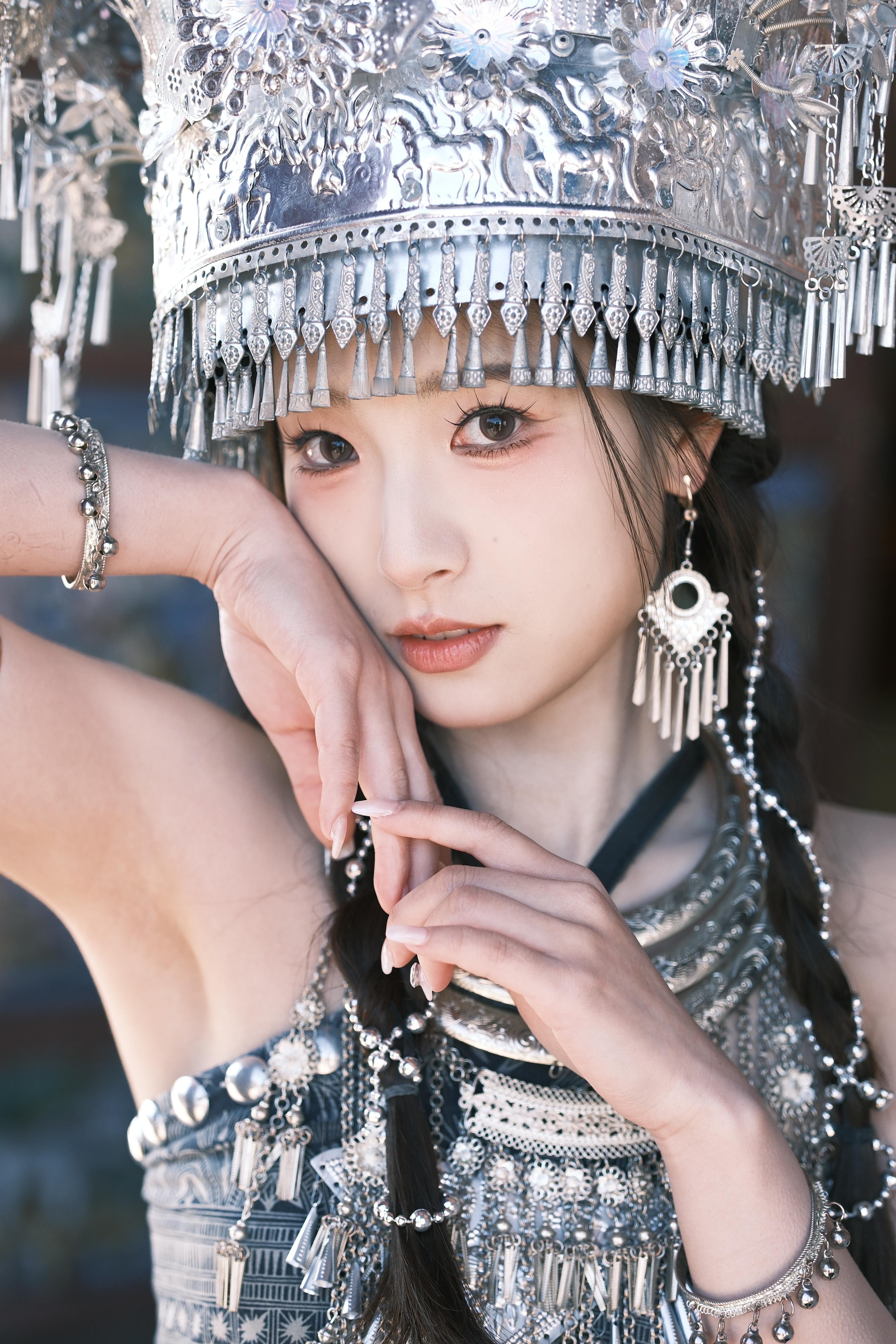 “苗王的小女儿，还没学会下蛊”重生之我在大理古城当苗族公主📷去大理玩的姐妹可以