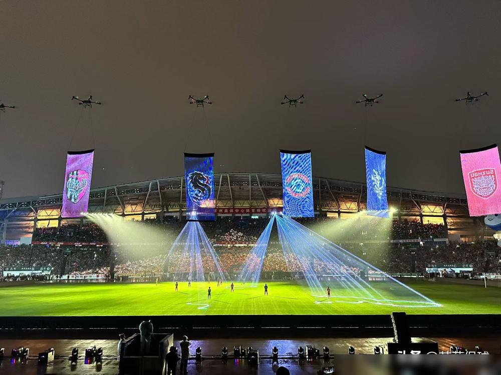 常州又上热搜了，不过去年是因为长期输球，而今年是开局就爆冷大胜。
去年因为98天