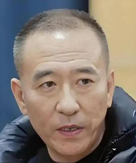 27岁被国家队劝退，五年后连家都搬空了。那会儿削球不吃香，丁松话少，伤多，默默扛