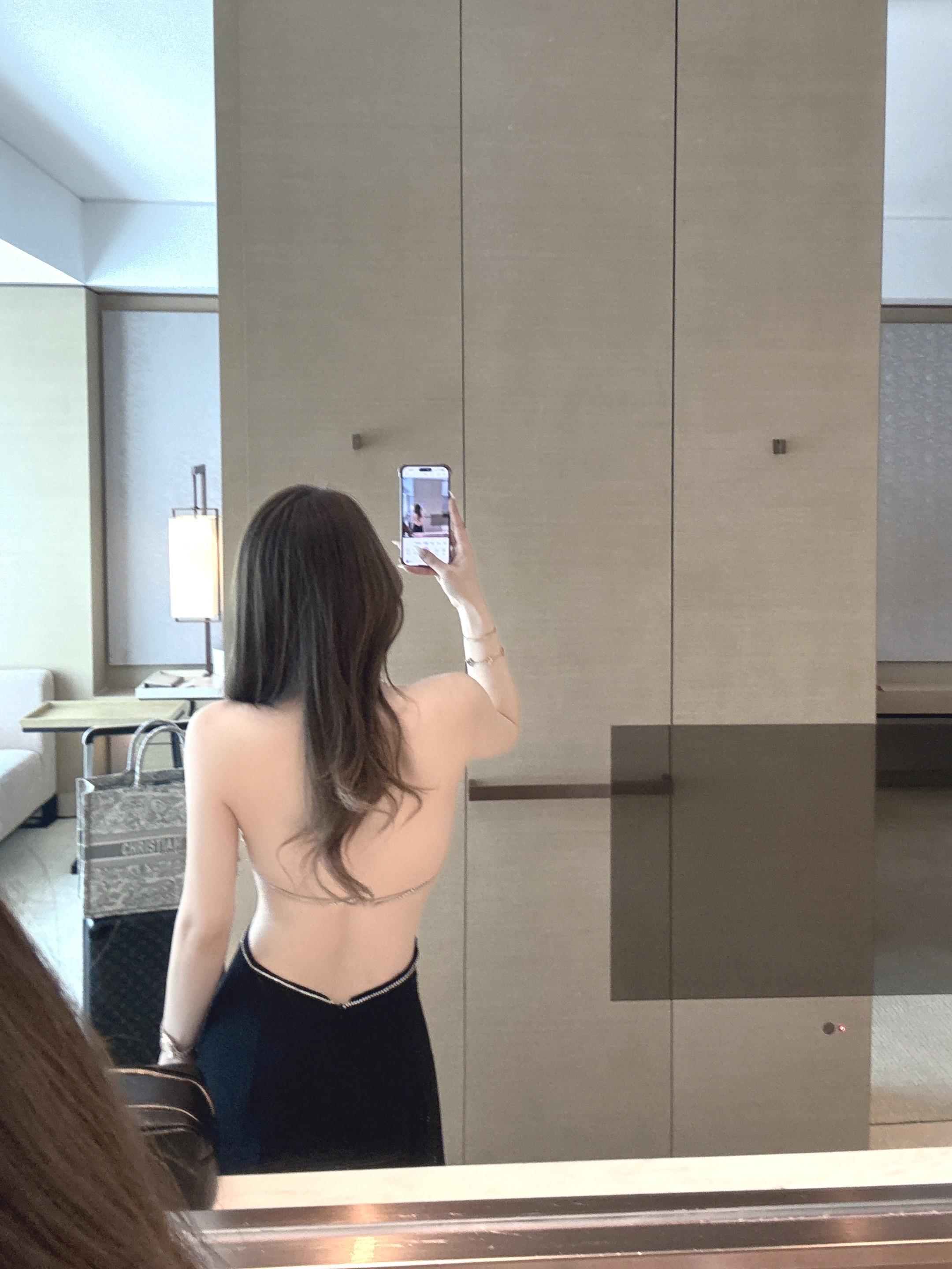 爱我就忘记这世界上所有的女人