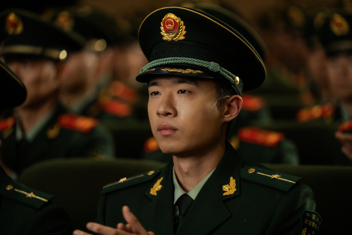 猎豹🐆你们看了吗 我演的一个电视剧 演的武警 ​ ​​​