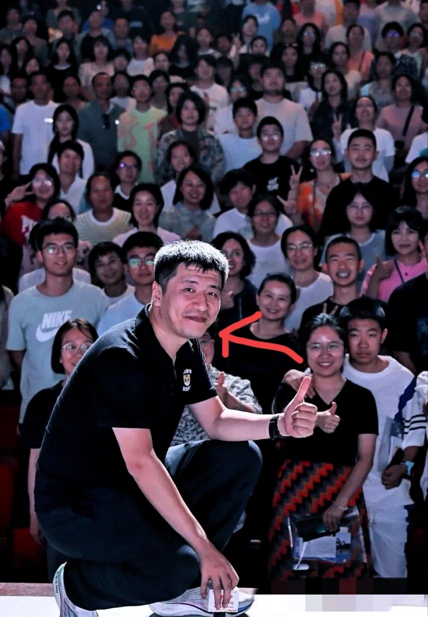 张雪峰这事儿
给大家都提了个醒
自己或者家人身体有这些症状的时候，一定不能强撑着