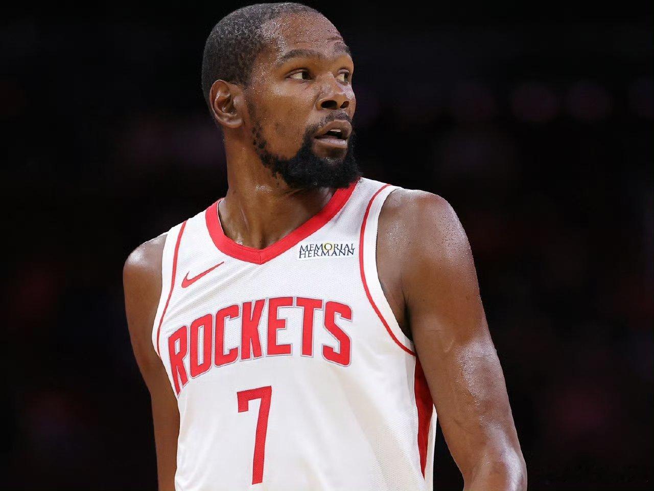 杜兰特火湖G1出战成疑火狐大战新一突发变数，杜兰特右膝挫伤出战成疑，难道对决泡汤