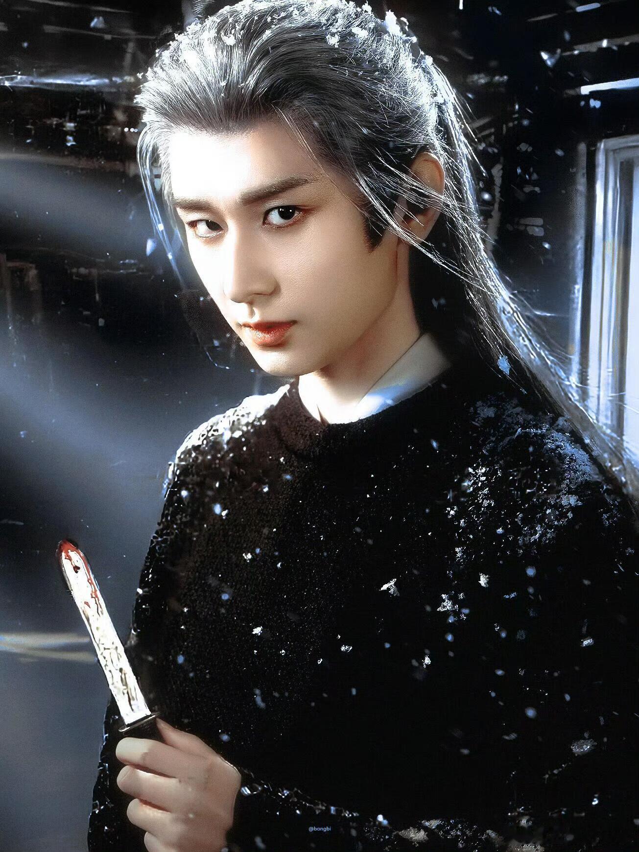 成毅你别这样我害怕成毅把谢淮安演活了！文弱外表下藏着狠劲，黑化后眼神无高光，平静