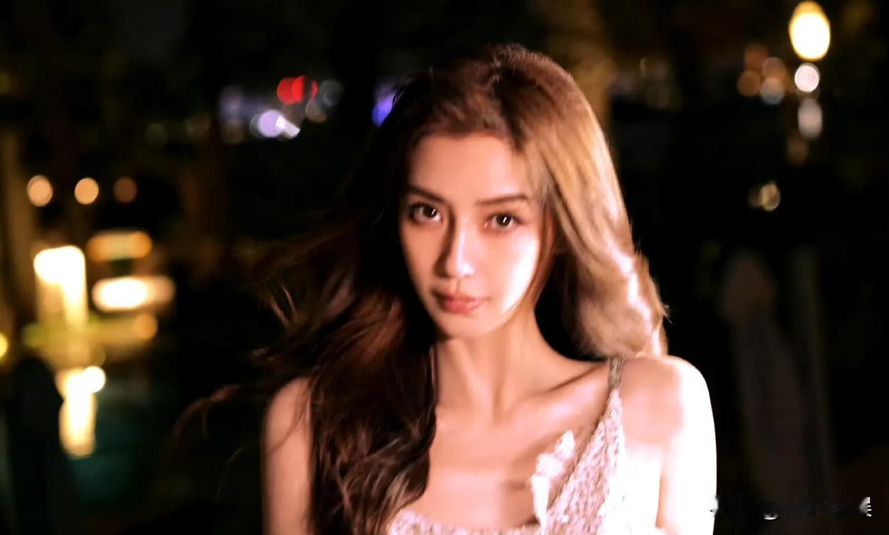 Angelababy36岁魅力不减啊！这美貌一如当年啊，只是人不及当年红了，她还