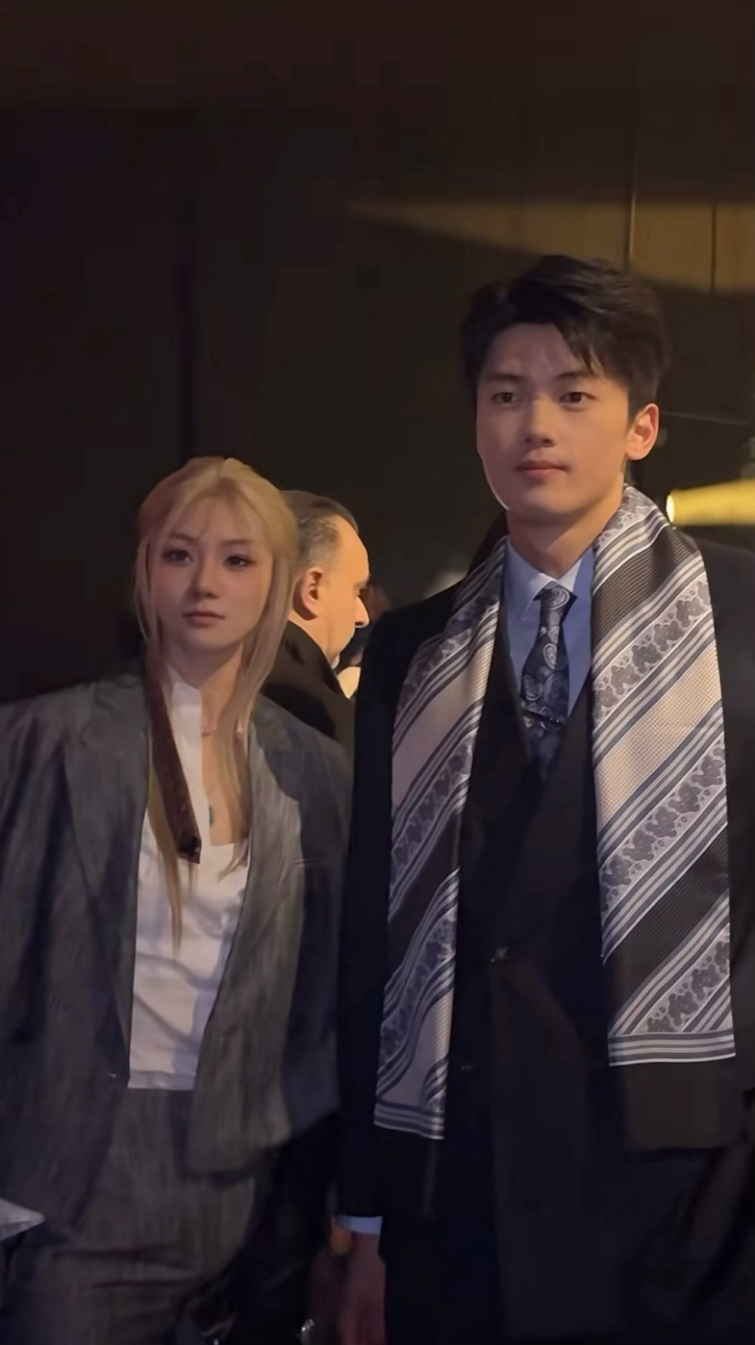 好像娃娃汪顺米兰时装周甬敢小兔