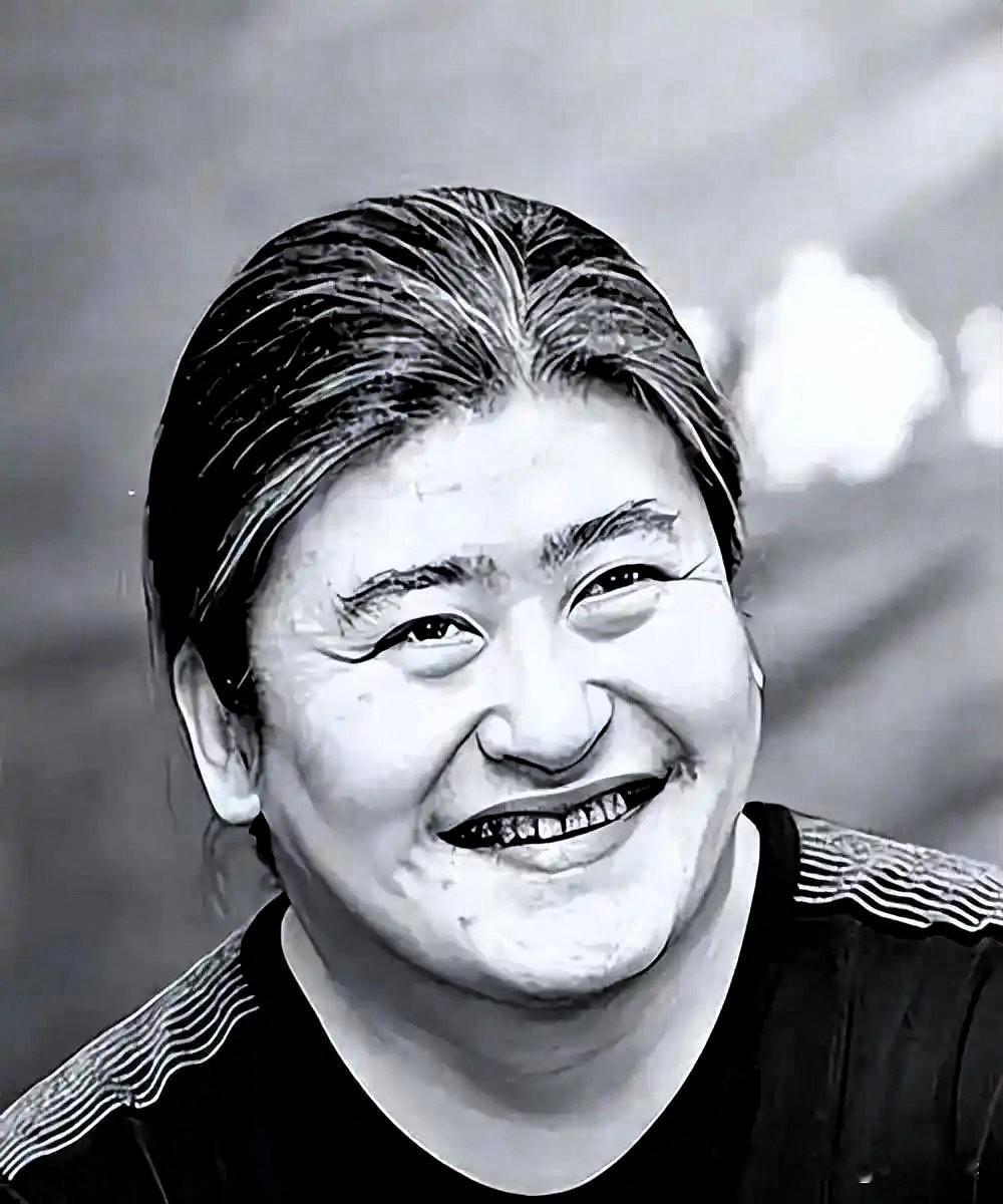 "心若在，梦就在，
天地之间还有真爱。
看成败，人生豪迈，
只不过是从头再来。"