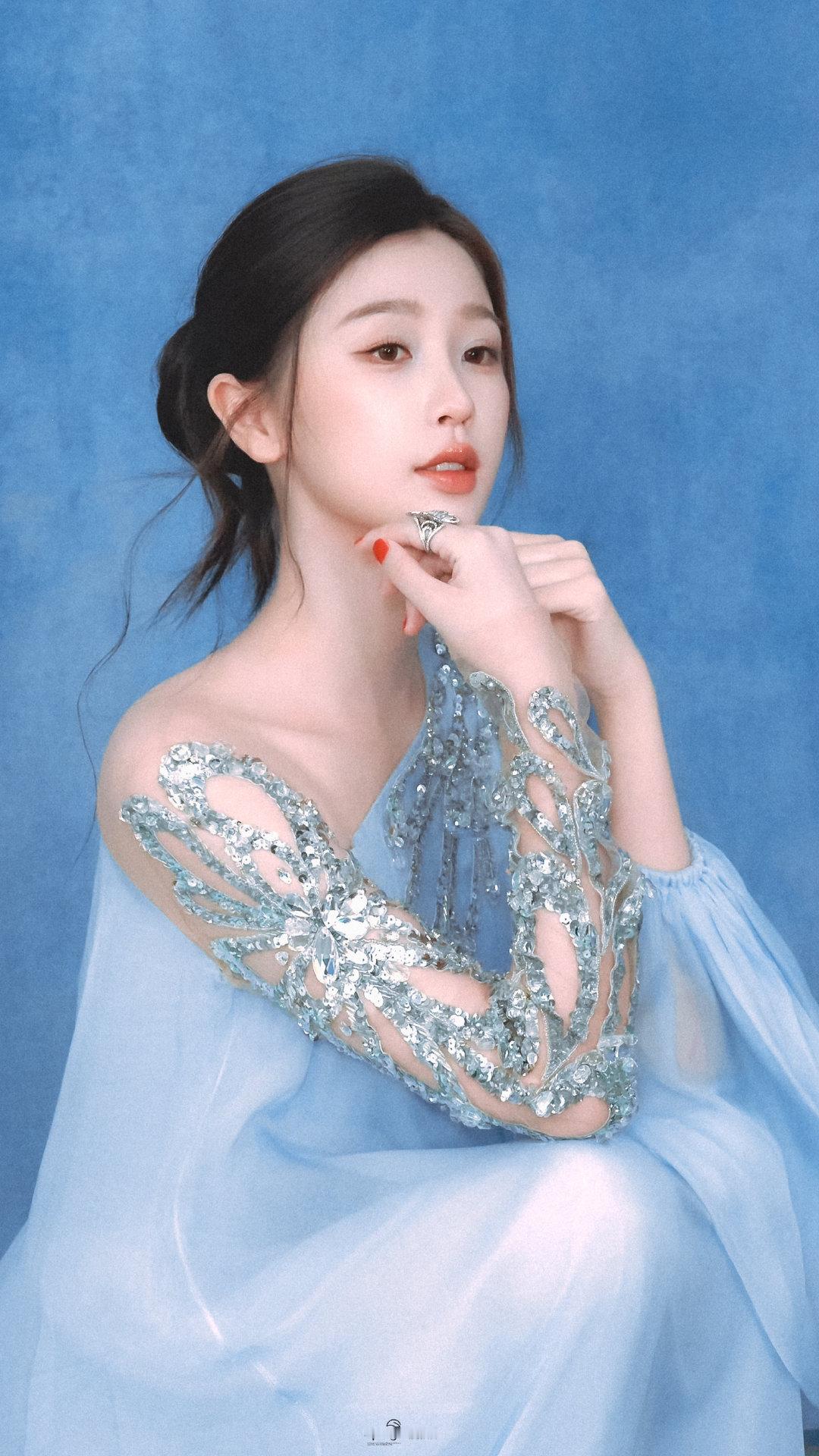虞书欣姜暮 🐟允许你叫我甜妹 ★꒰ঌ欣欣Dollの呆萌指数100%໒꒱☆​ ​
