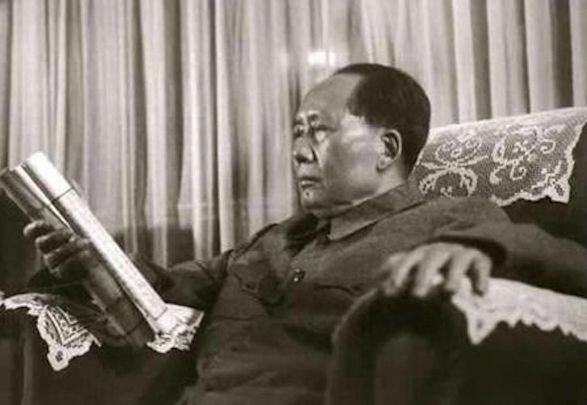 毛主席亲自选拔的秘书有哪些优异才能？他们个个卓越，最后一位还晋升至副国级领导！