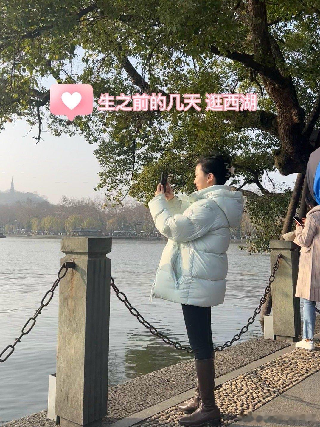 虽然已经生了 孕期不吐 没有长痘 没有大鼻子 皮肤很好 头发不掉 只长胎不长肉孕