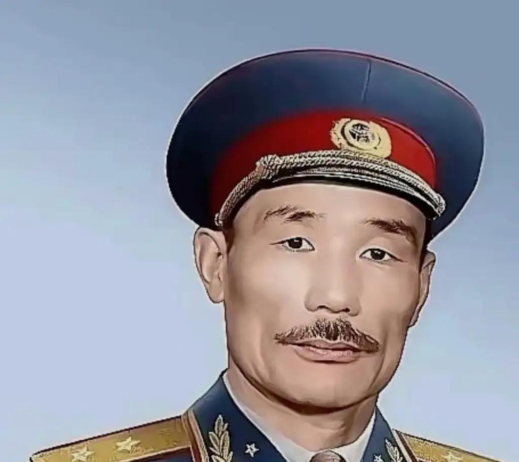 1978年，开国中将孙毅外出理发，剪完之后还觉得长，于是让理发小伙再修一修。没想