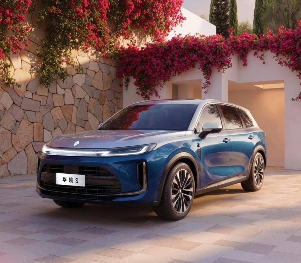 价格保密！五菱华境S正式首秀，全系华为乾崑智驾，这才是家用六座该有的样子。
 