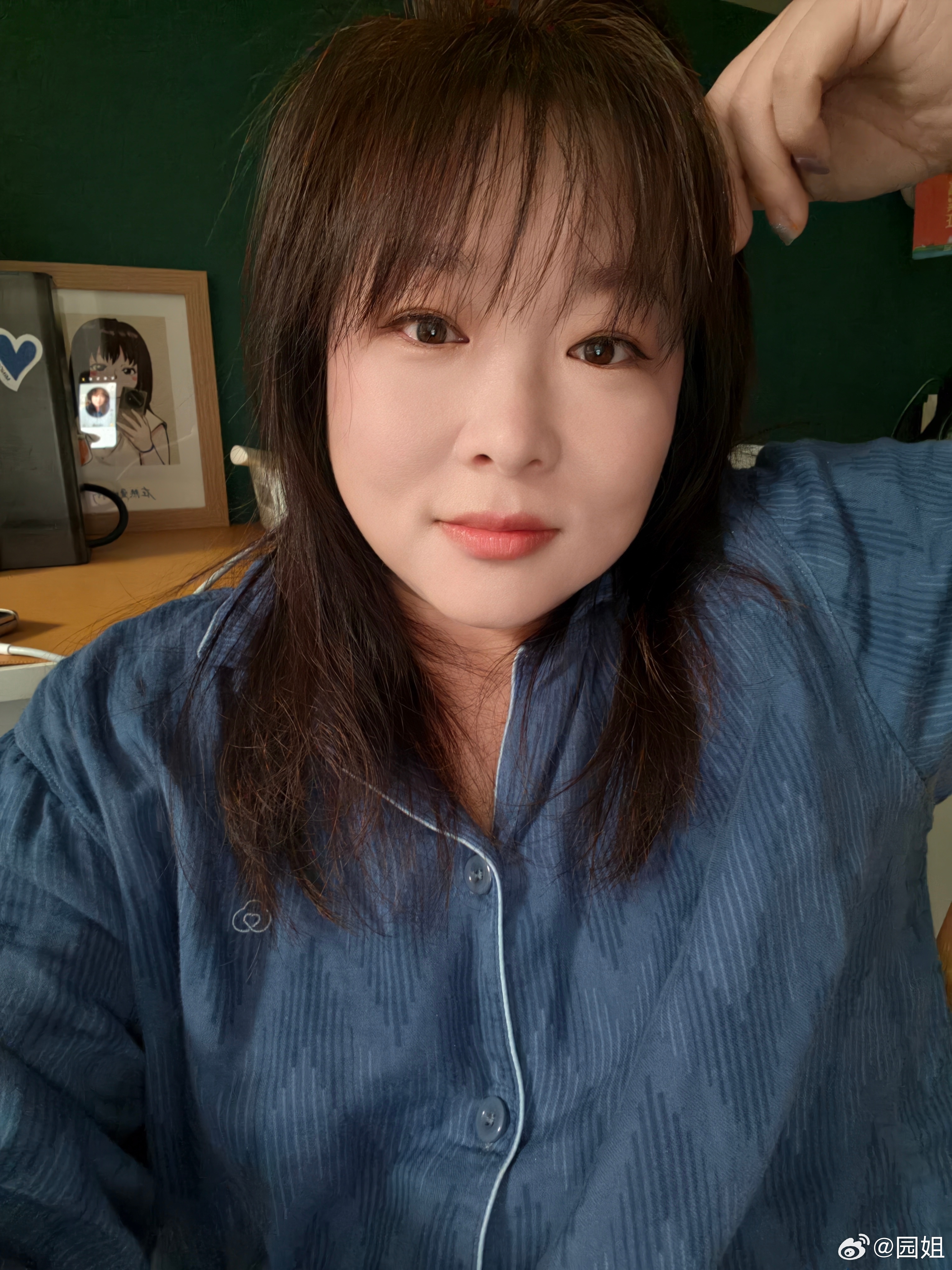 五点半就鲁完全妆的铁娘子