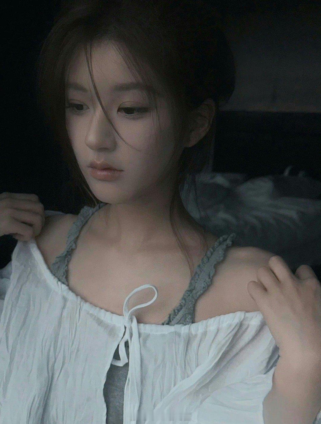 美发财了 她就是我心里的甜妹天花板她的眼睛好干净赵露思 ​​​