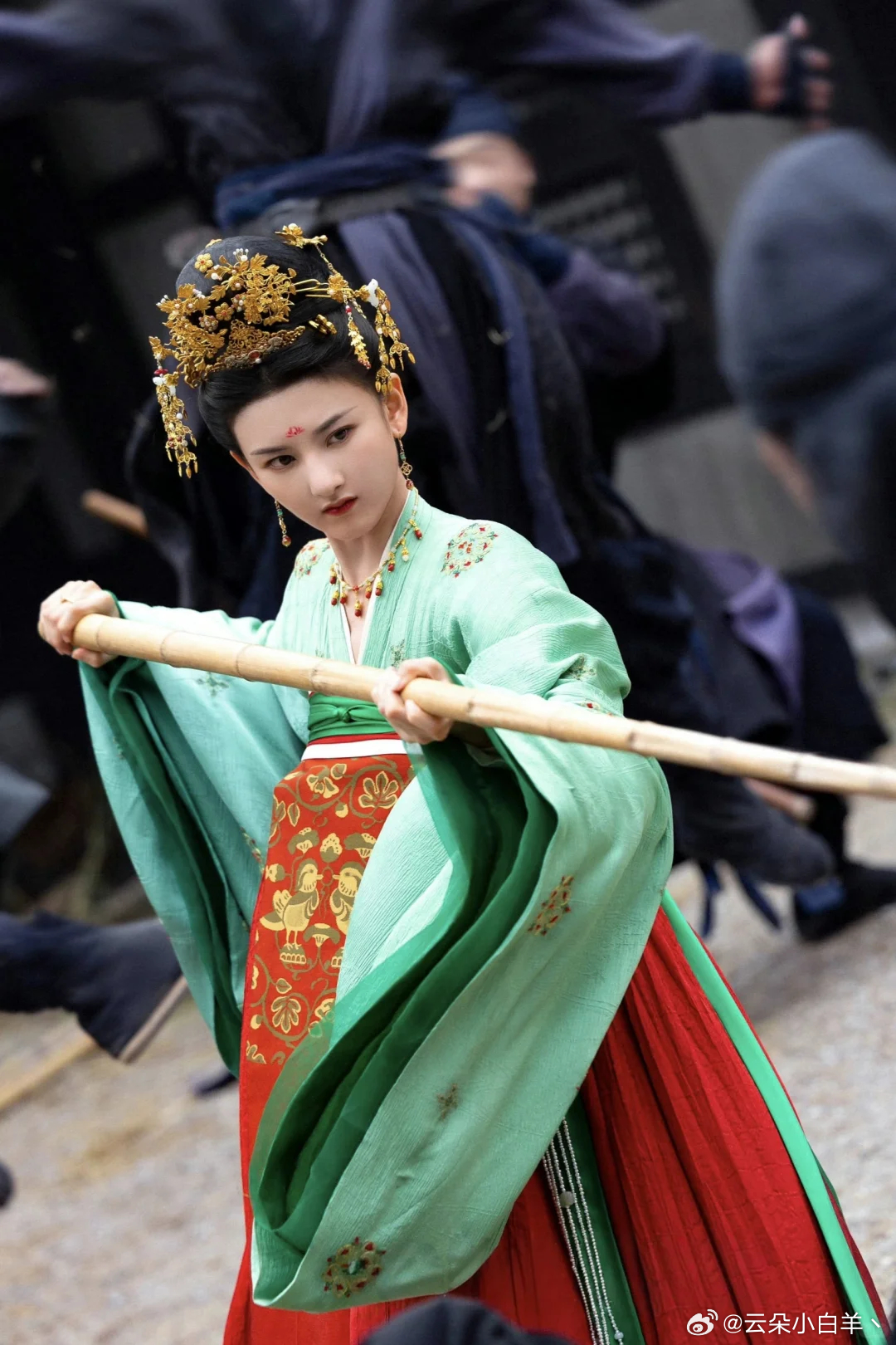 宋祖儿 绿襦红裙婚服 