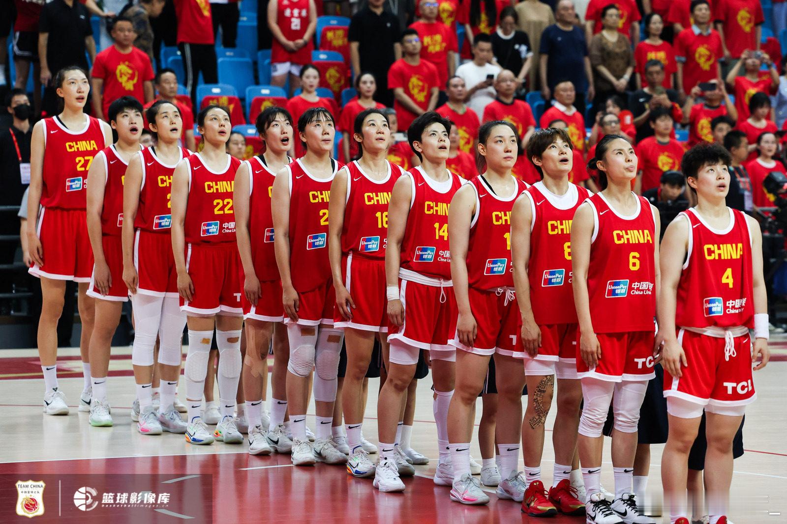 中国女篮战胜澳大利亚女篮 刚结束的一场女篮热身赛，中国女篮73-69逆转击败澳大