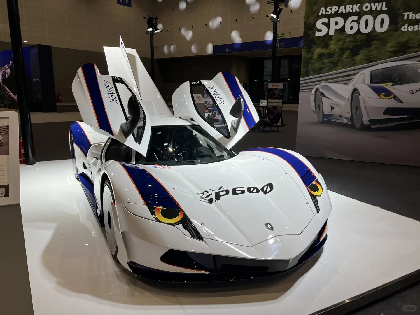 我想知道，中国土豪怎么看这两款车