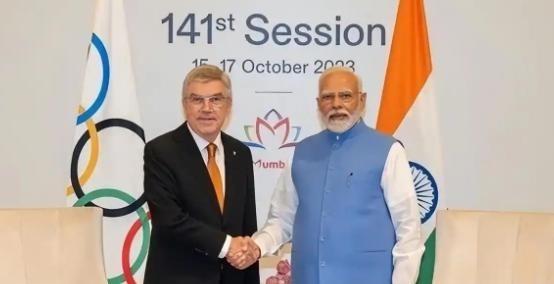 对2036年奥运会举办地，有两个国家十分头痛。一个中国，另一个就是印度。中国是不