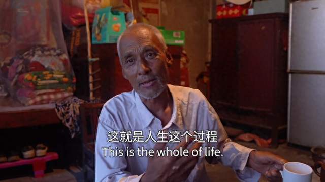山东日照“伦敦腔大爷”火出圈，一口土方言听醉千万人！