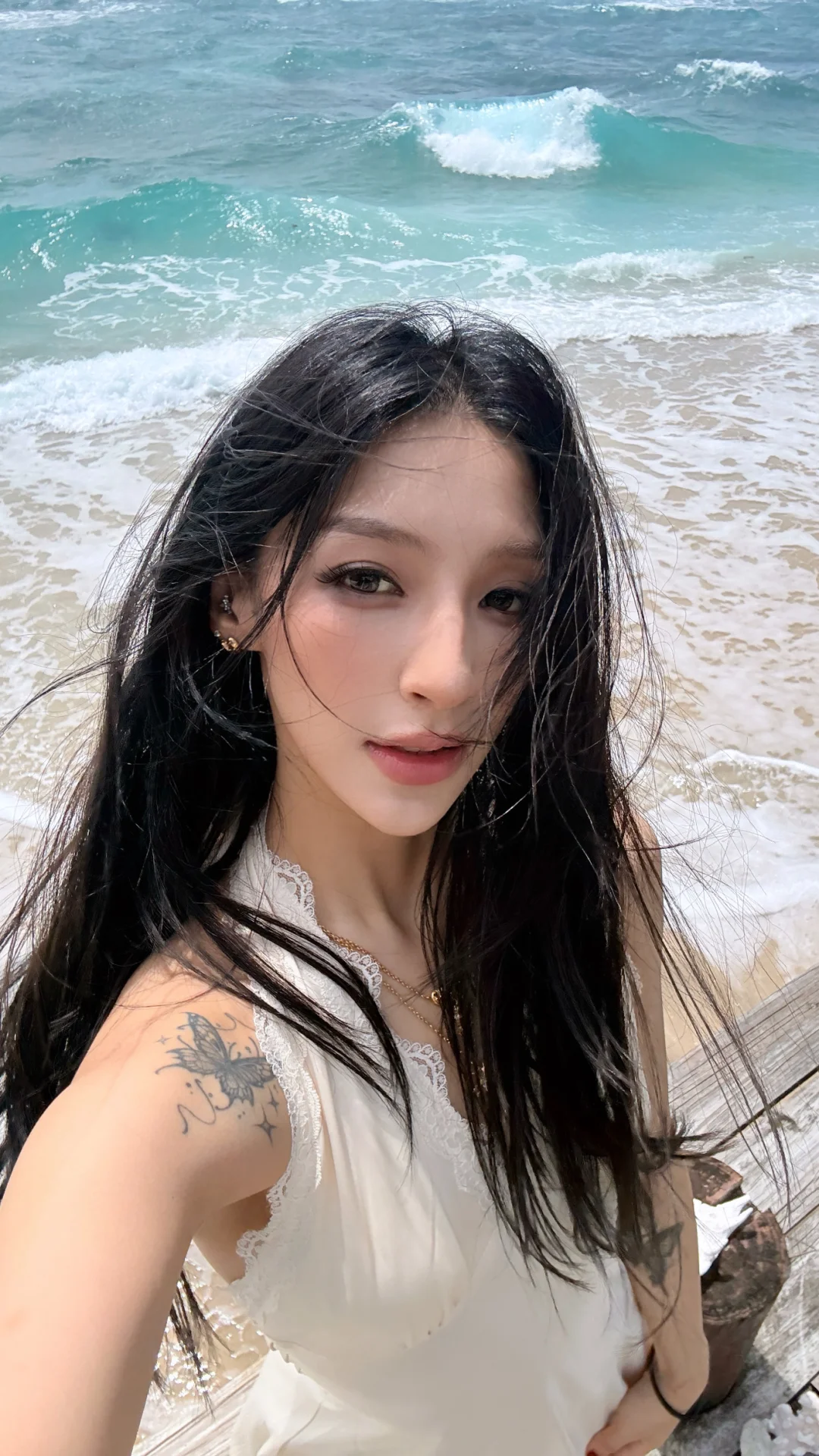 看见了斐济蓝