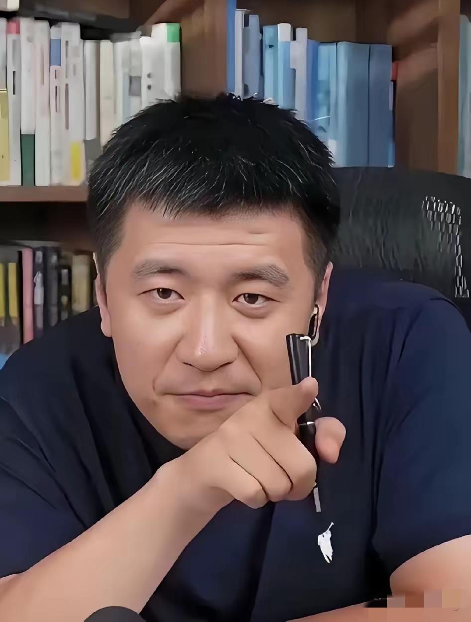 张雪峰最有名的那一句，“你让一个没有出过社会的小孩，让他用三天的时间选择一个他一