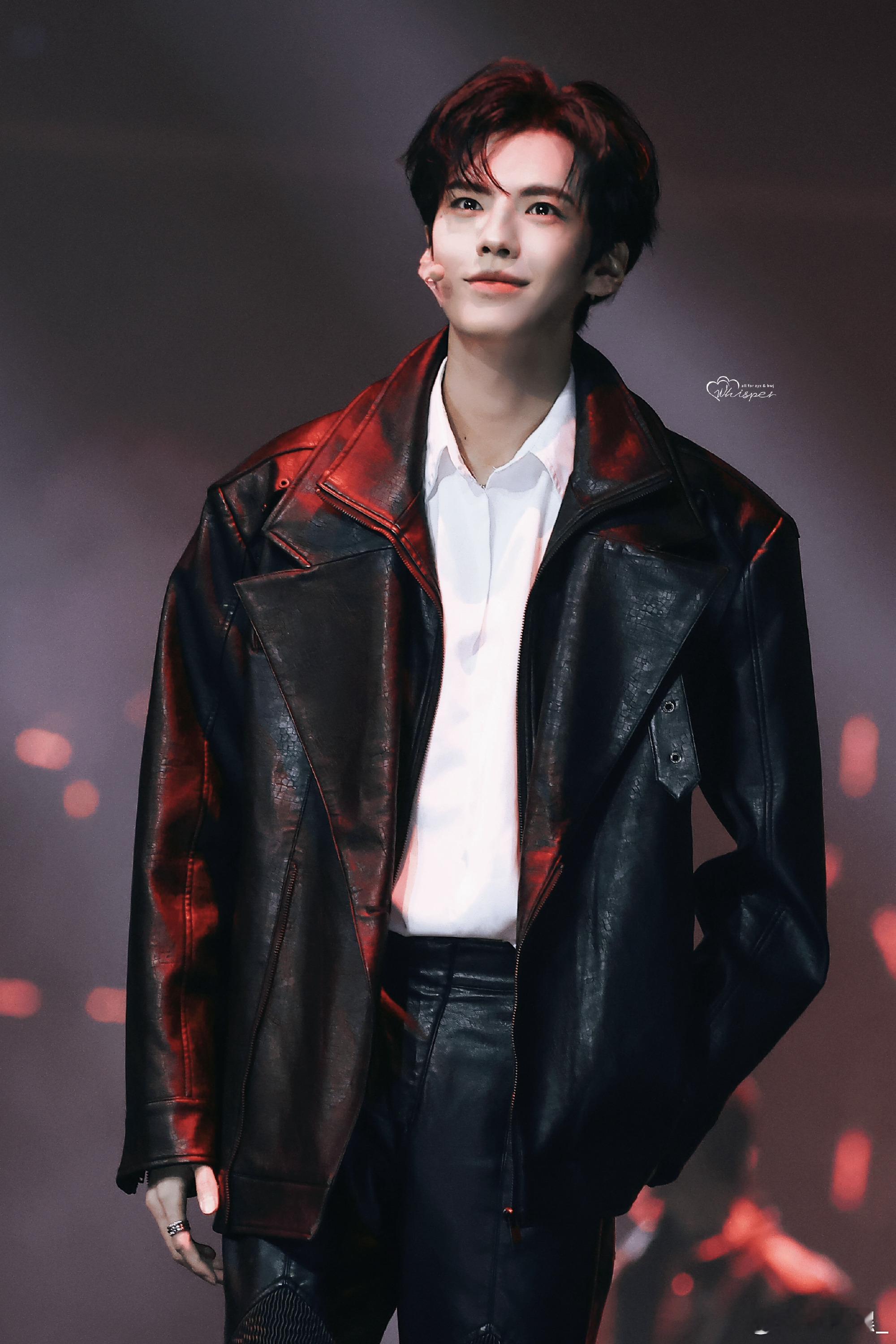 我爸爸好帅💛💙🩷 