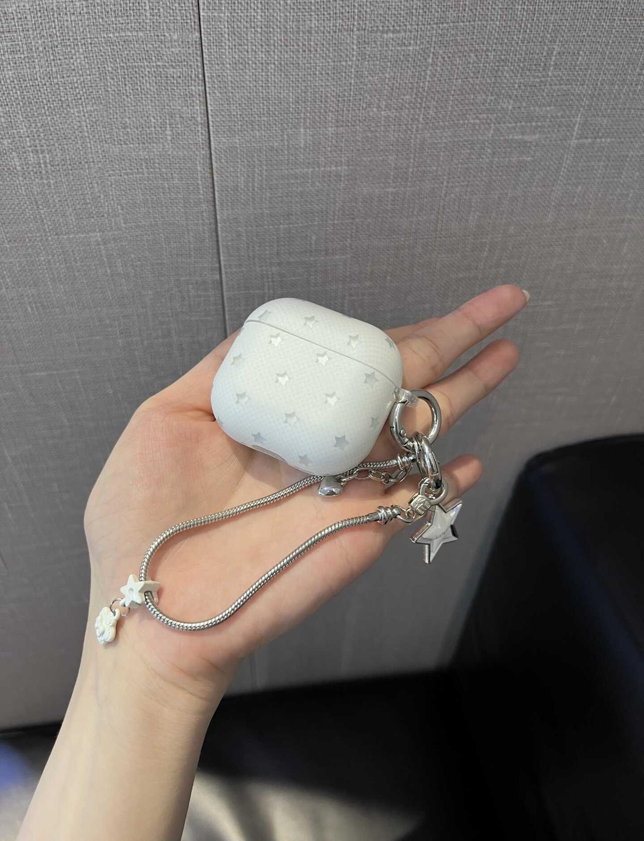 怎么会有这么仙的耳机壳～
airpods