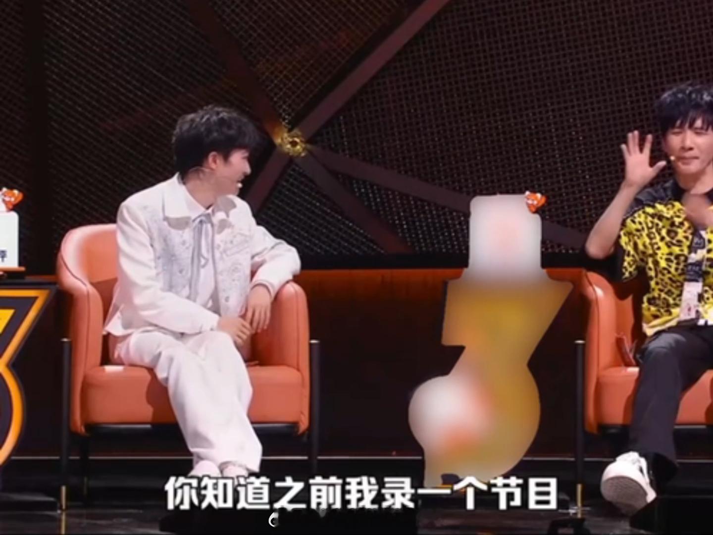 大张伟一整季猜不出周深的原因脱口秀和ta的朋友们看节目恍然大悟！当年蒙面唱将大张