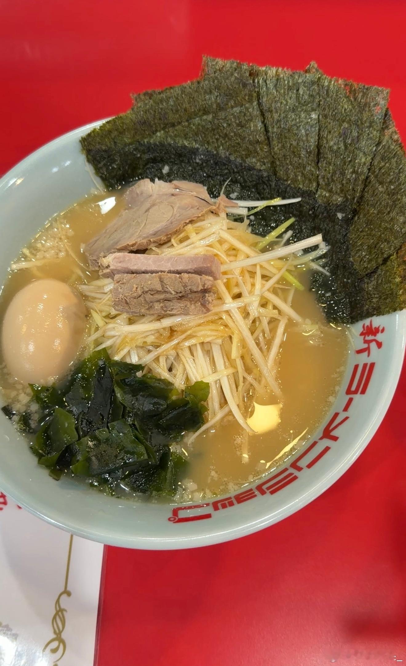 到底有人管管🇯🇵拉面吗，怎么齁成这样，下午吃了到半夜都渴 