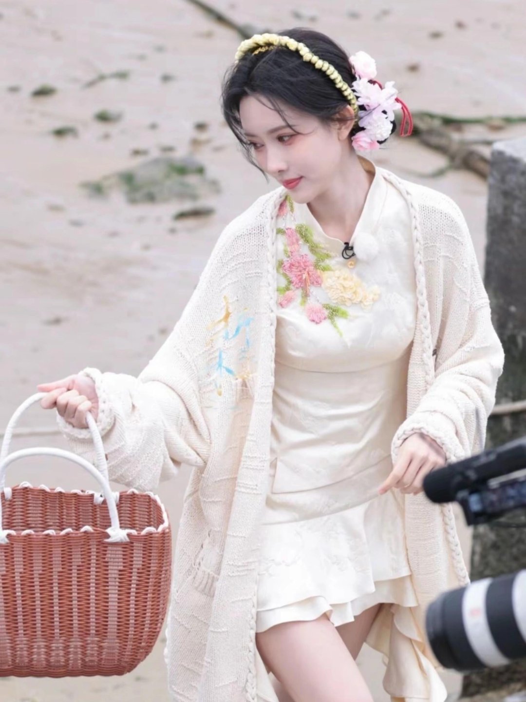 孟子义听发音不要听调调嘛奔跑吧闽南歌挑战，孟子义被全场调侃？她急得喊话：听发音别