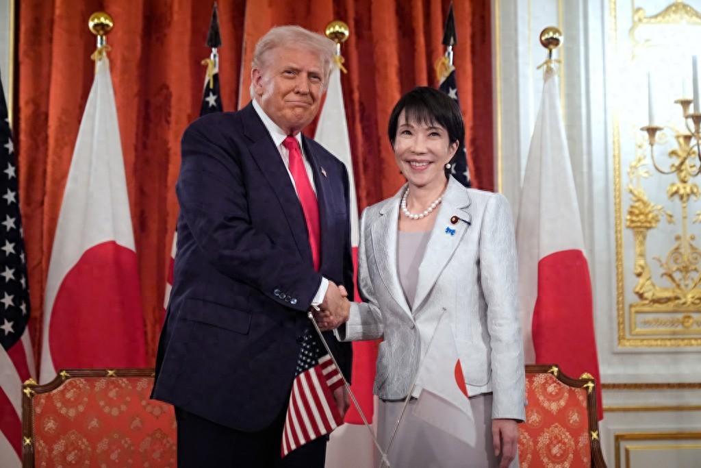 日本最近的日子相当难过。六大支柱产业——汽车、半导体、钢铁、造船、医疗，几乎同时
