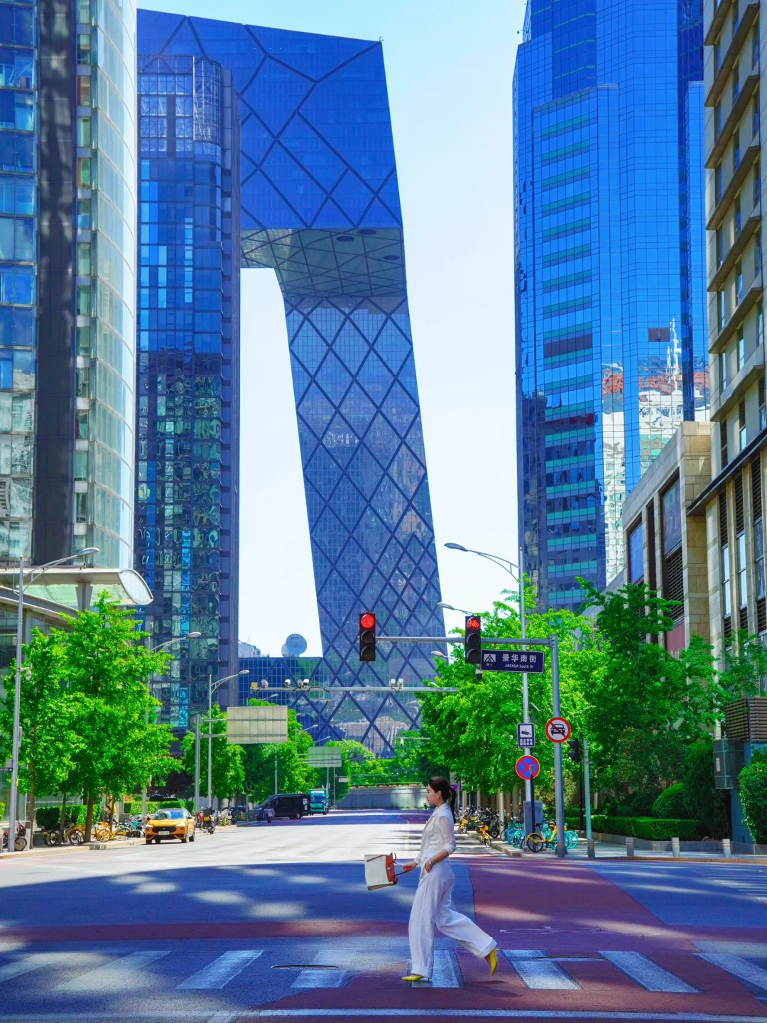 为了这❶❽张图，特意去了趟国贸CBD！！附机位📸