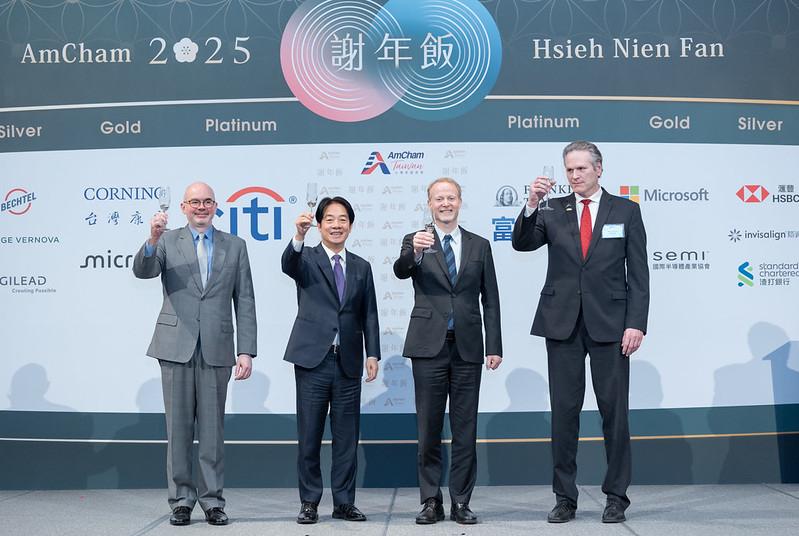 谷立言真忙　推销军火又推销美国石油天然气


梅花新闻网 宋秉忠/综合报导
美国