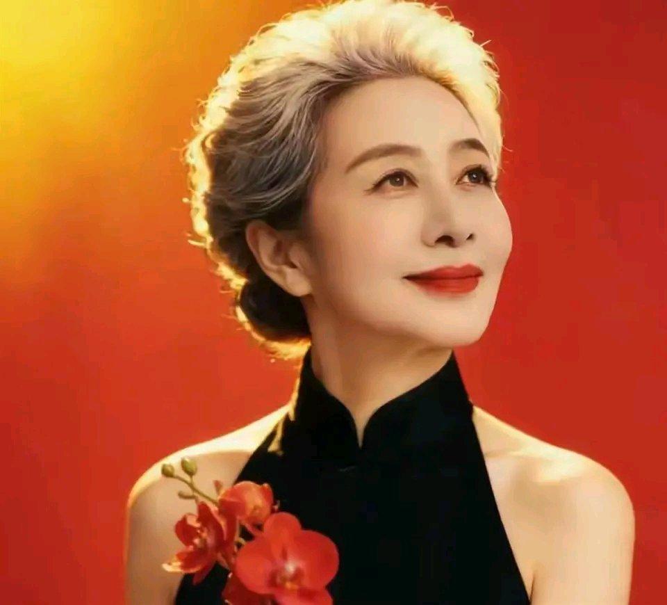 60岁男人分房睡十年，其中的苦与乐只有自己知道。就像这位张叔，年轻时觉得夫妻就该