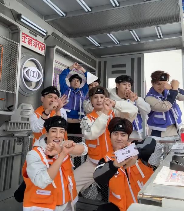 看了张远和院人在中止间跳月光闪了吗？同一个舞8个人居然跳出了8种感觉！真为难他们