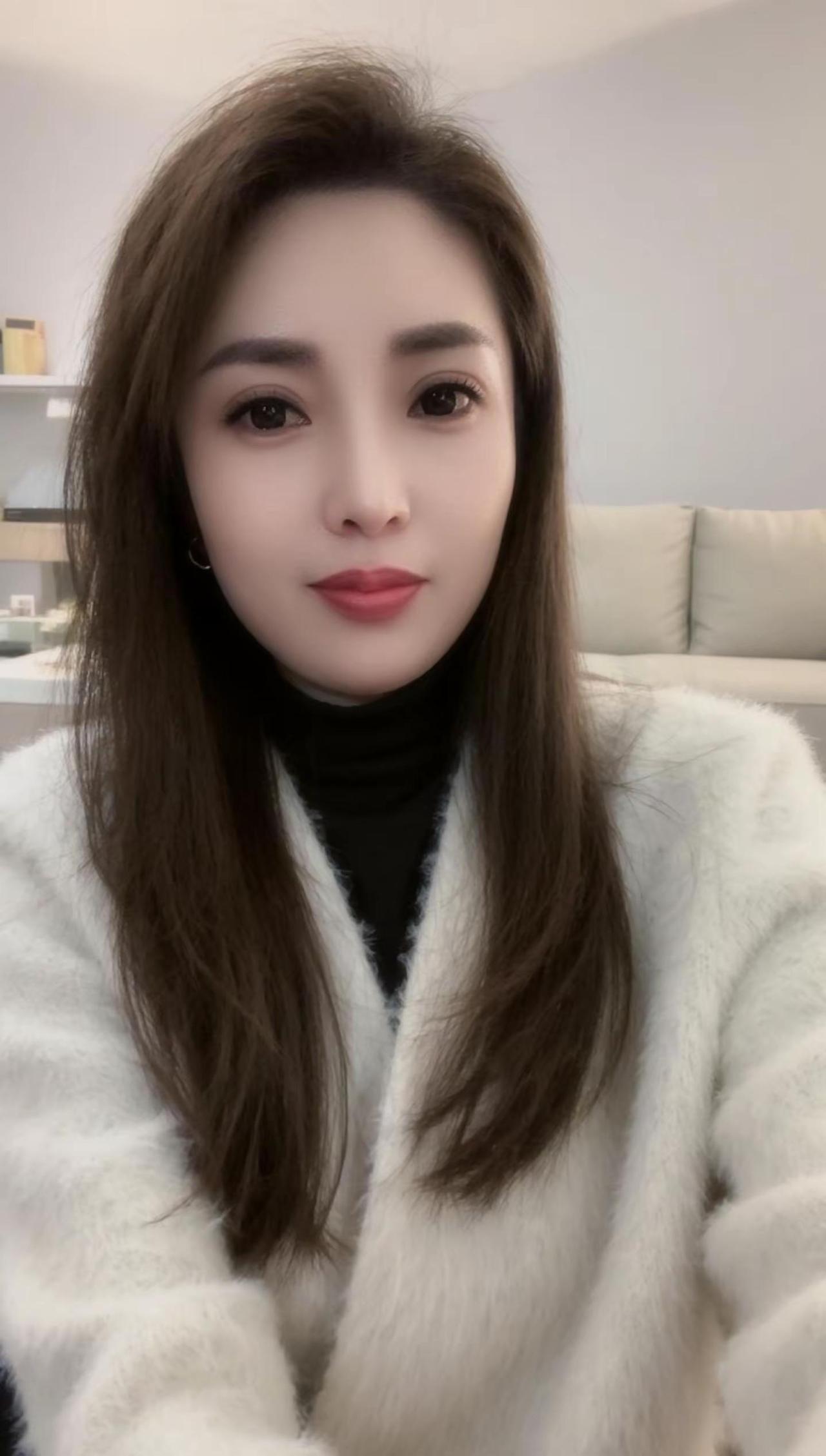 这么诚实的姑娘不好找 素颜小姐姐