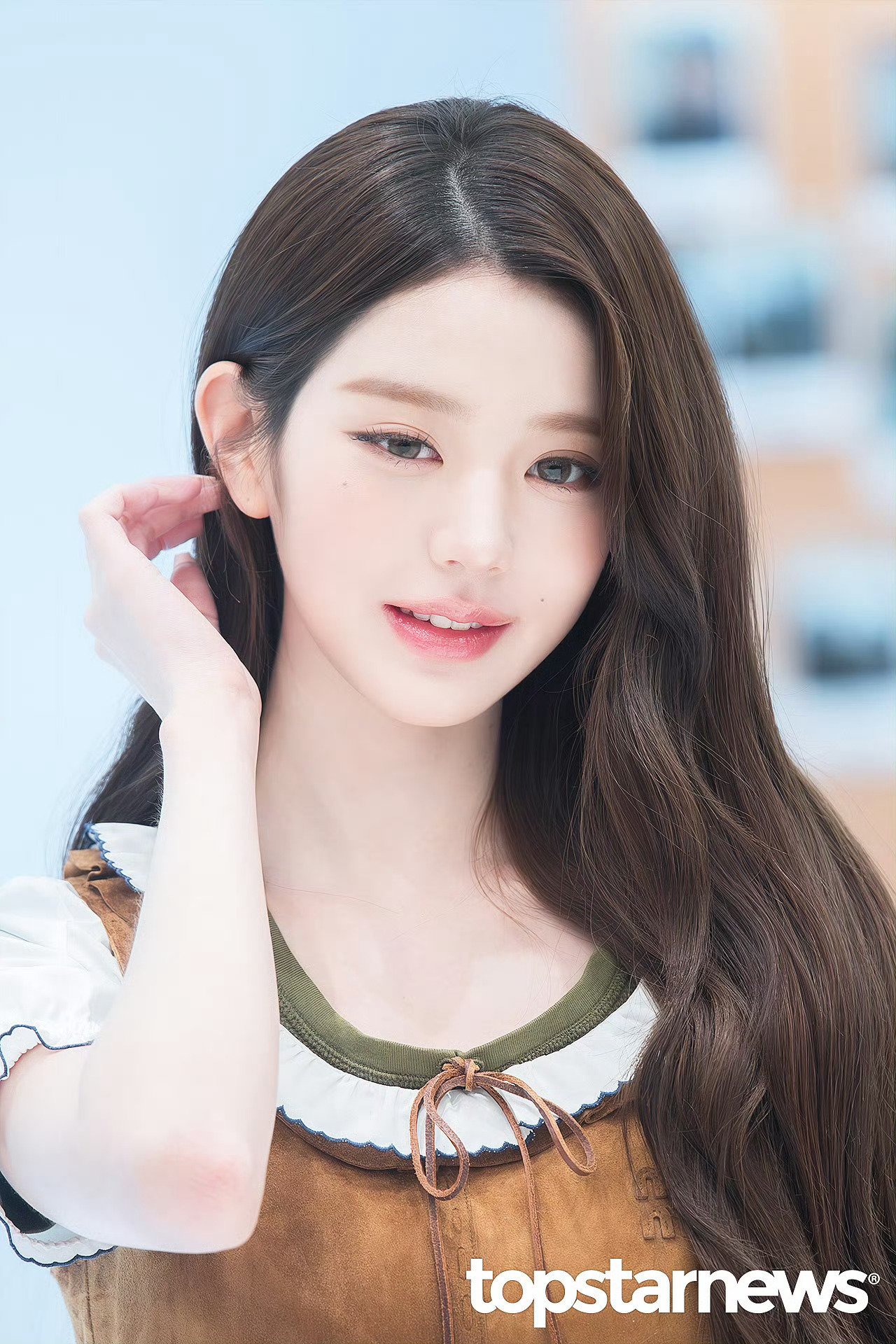 张元英 × Miu Miu Beauty 线下活动造型新闻图 