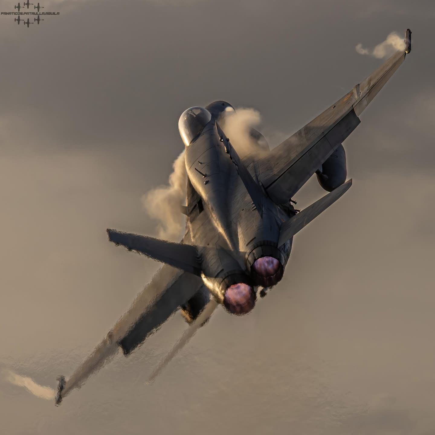 早安 西班牙空军F18Photo credit: Ejército del Ai