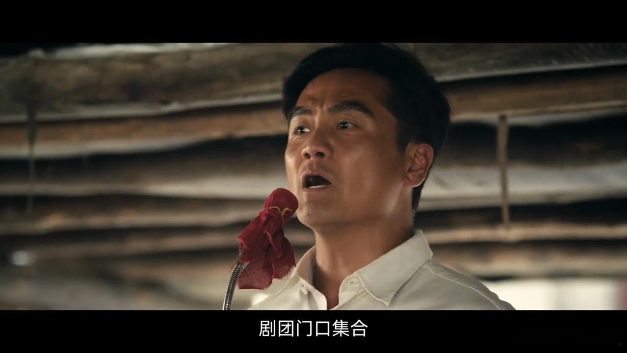 敢质疑舅 舅出手给你看舅舅的尊严从来不用别人维护，全靠自己硬刚到底，妥妥年度最硬