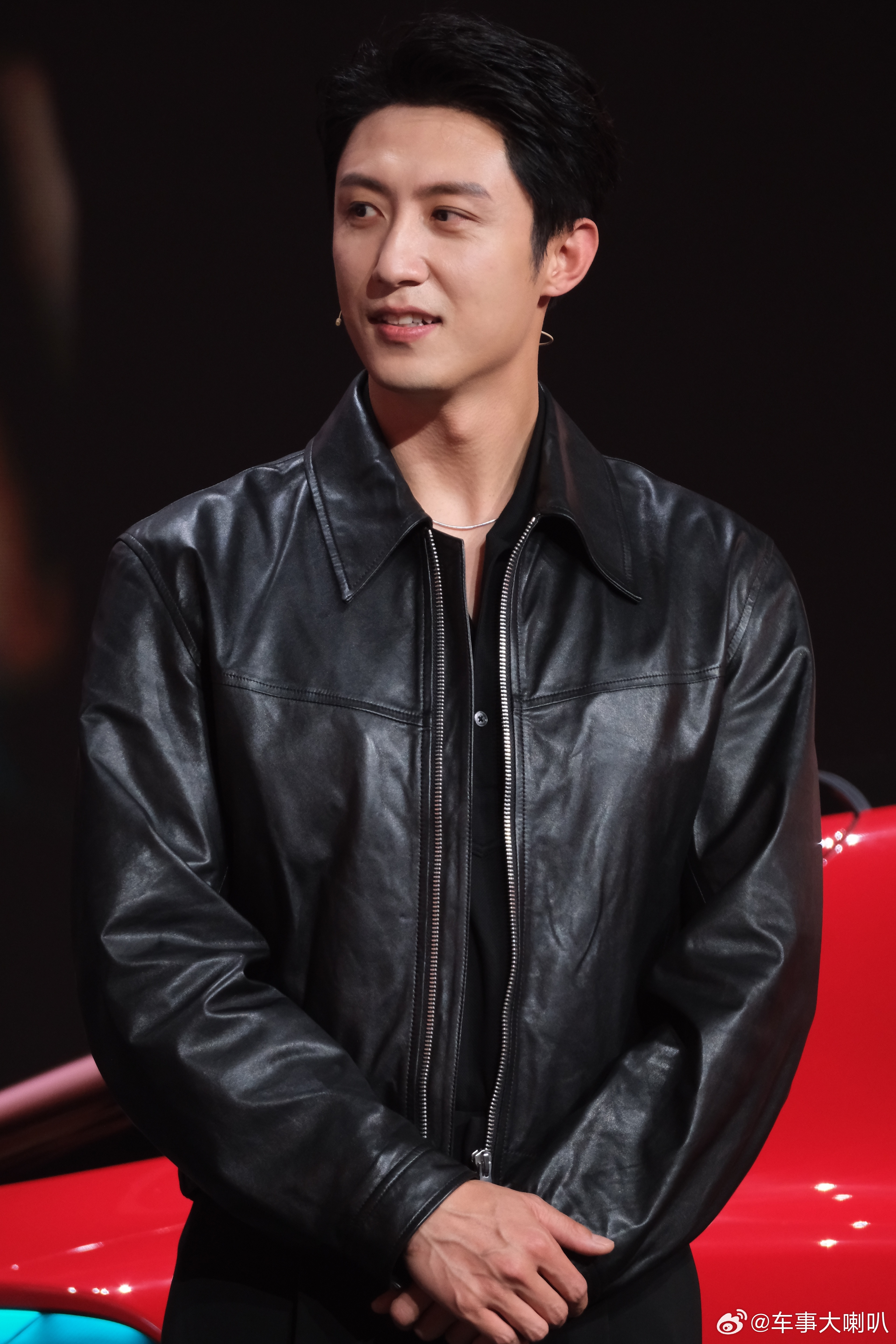 第一次在车身上看到了性感 有同感，广汽华为的力作——启境汽车官宣黄景瑜的时候！