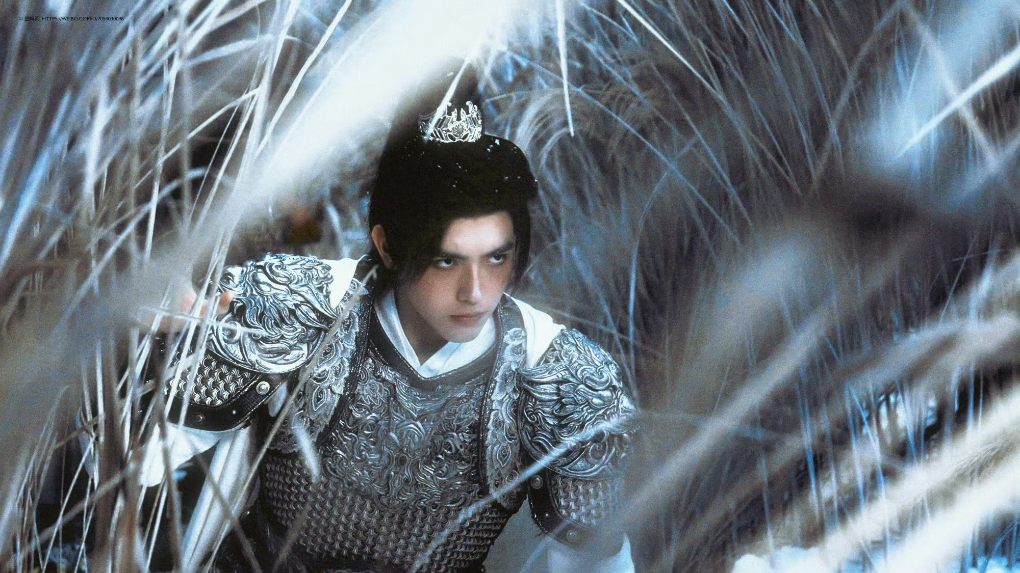 秦榛镜头下的陈飞宇 秦榛也太会拍了吧，陈飞宇倔强的气质已经在屏幕里呼之欲出了，感