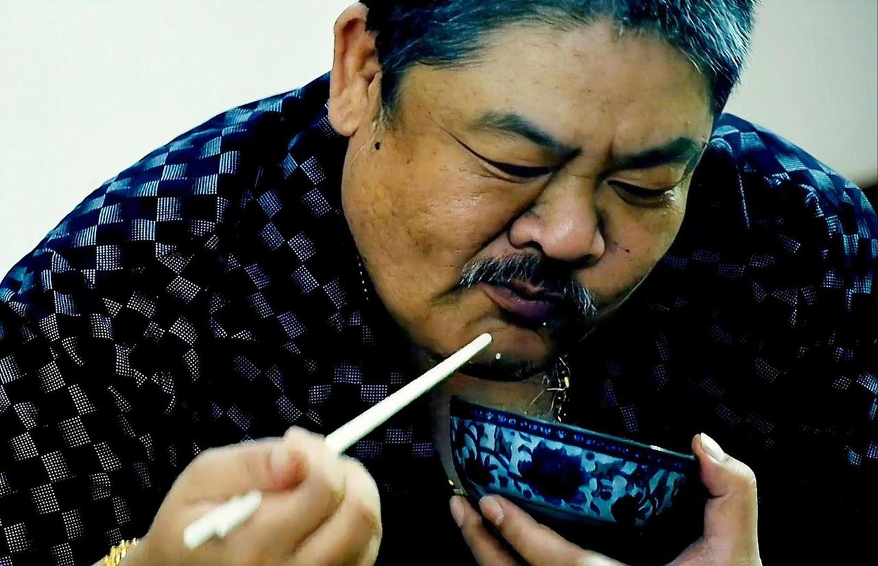 聊聊胡吃海塞的后果
       说“吃”是五毒之首，还挺有道理的。从健康角度看