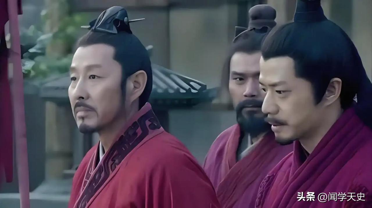 韩信、刘邦,谁更厉害? 

按“自己能打”算，韩信甩刘邦几条街。

刘邦这辈子亲