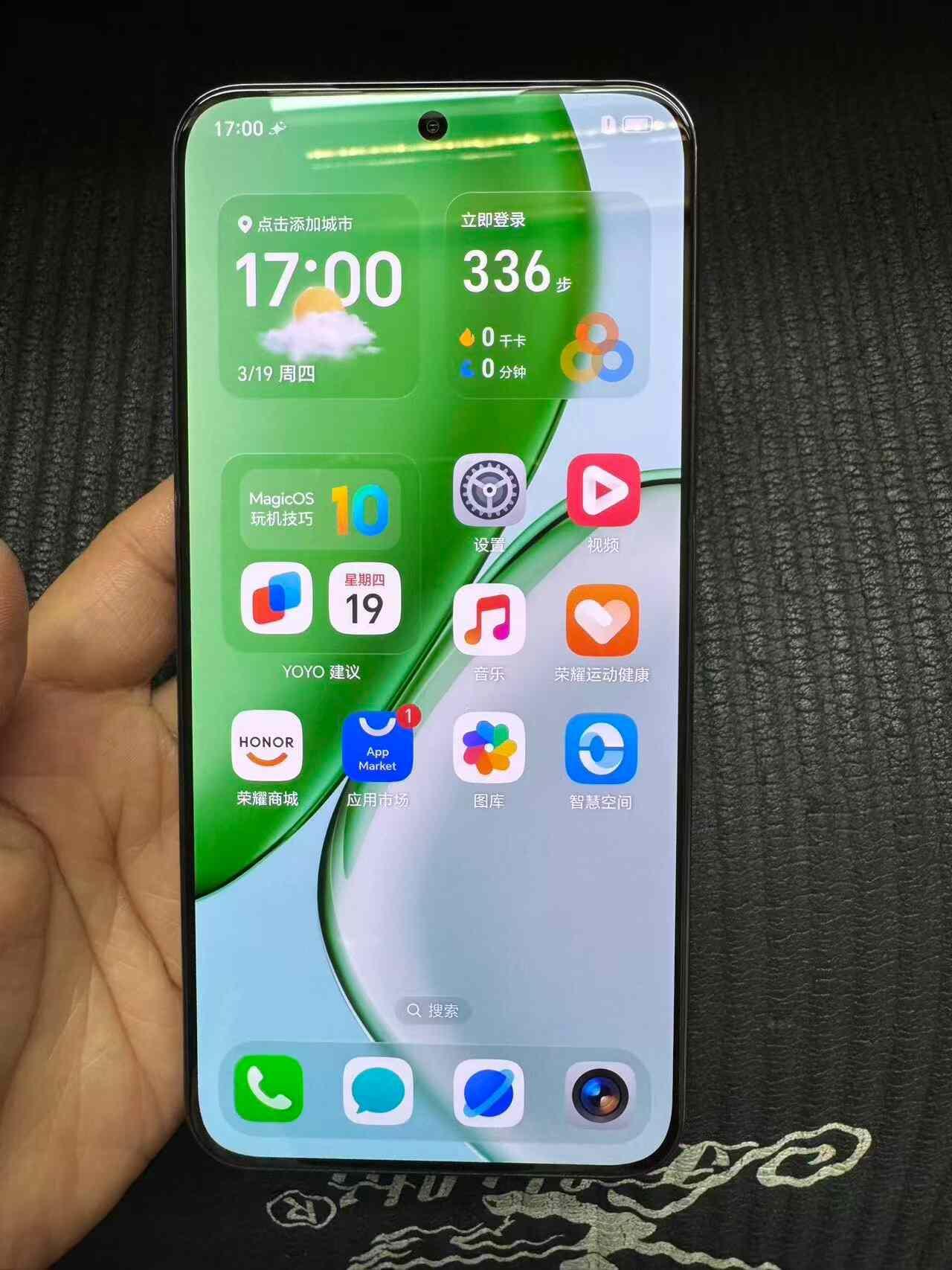 万万没想到！国产手机销量榜首居然不是华为！最新一周手机销量出炉，苹果依旧霸榜，但